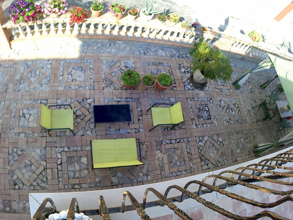 B&B Castello Michelina San Nicola dellʼAlto 外观 照片