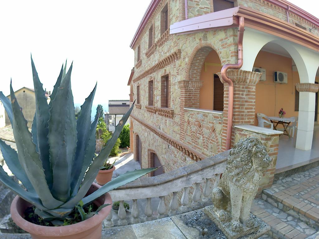 B&B Castello Michelina San Nicola dellʼAlto 外观 照片